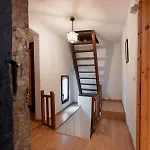 펜션 Bg Living & Hosting - Mosel-fachwerkhaus Nahe Calmont Klettersteig - 2 Schlafzimmer, Parkplatz, Wlan & Netflix, 5 Personen