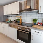 Bg Living & Hosting - Mosel-fachwerkhaus Nahe Calmont Klettersteig - 2 Schlafzimmer, Parkplatz, Wlan & Netflix, 5 Personen Hébergement de vacances *