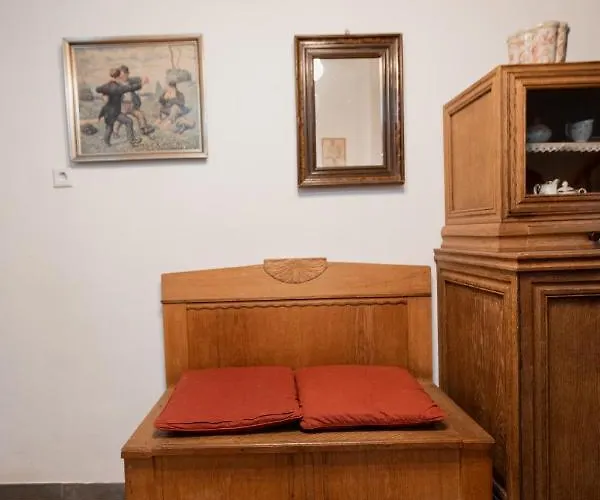 Casa de Férias Bg Living & Hosting - Mosel-fachwerkhaus Nahe Calmont Klettersteig - 2 Schlafzimmer, Parkplatz, Wlan & Netflix, 5 Personen *