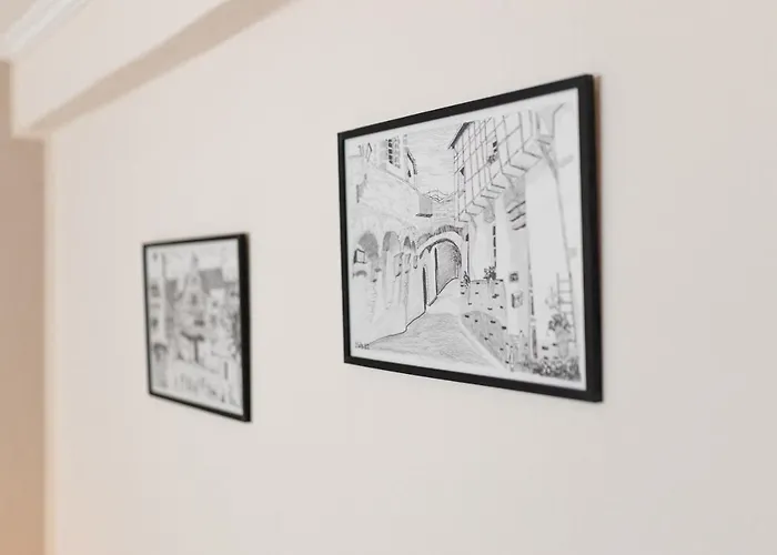 Bg Living & Hosting - Mosel-fachwerkhaus Nahe Calmont Klettersteig - 2 Schlafzimmer, Parkplatz, Wlan & Netflix, 5 Personen